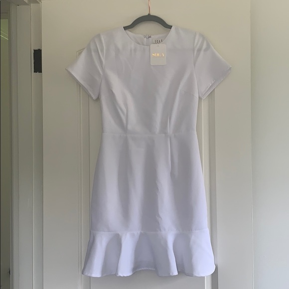 White dress - Picture 2 of 3